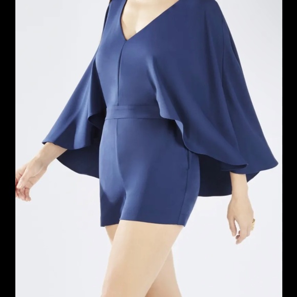 BCBG navy flowy sleeve romper - Picture 1 of 4
